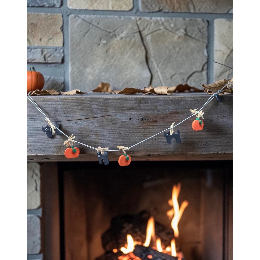 Vintage Wooden Halloween Garland - Rustic Farmhouse Cottagecore - Cat & Pumpkin
